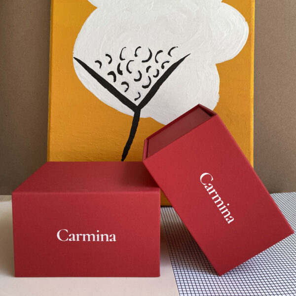 Caja Carmina